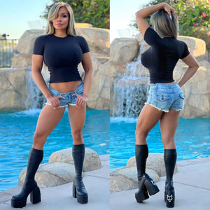 Connie's TOP SHELF "BAD 🐩 🔥BLACK🔥 Top...🥂" 🤫 Double fabric lining & Perfect Fit SPANDEX 🥰 Made in the USA😘