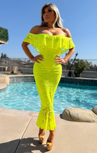 Connie's Made in USA!!! "NEON YELLOW MIAMI BEACH STRETCH FIT MAXI " STRETCH LACE & Stretch Fit Matching Lining, LIMITED ITEM!!!