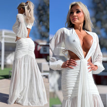 Connie's "PURE WHITE DAISY 🌴 Island Princess Maxi" Stretch Fit, Lined Upper and Lower, See thru Arms and Legs, One Thigh Opening🥂 Made in USA