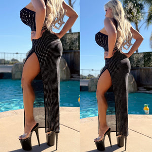 Connie's RICH 12 Ounces of Crystal, EXCLUSIVE and SEDUCTIVE " BLACK Shimmer Sparkle Maxi" ... Full Stretch Mesh With Crystals Accents