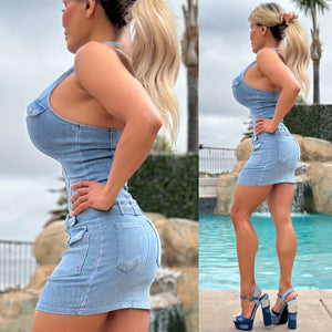 Connie's  EXCLUSIVE "VIXEN Zip Me Up Denim Mini Dress" STRETCH Light wash Denim, ZIP Front, Working Pockets and belt