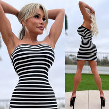 Connie's EXCLUSIVE "BLACK and WHITE RIBBED STRAPLESS Mini" Super Stretchy, NOT LINED