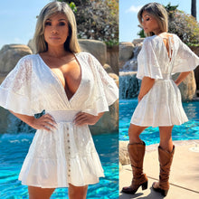 Connie's ***LIMITED EXCLUSIVE***  "Once Upon a Time in the West 🏜️🌵🏜️ BoHo White 🌼 Daisy Lace Mini Dress"